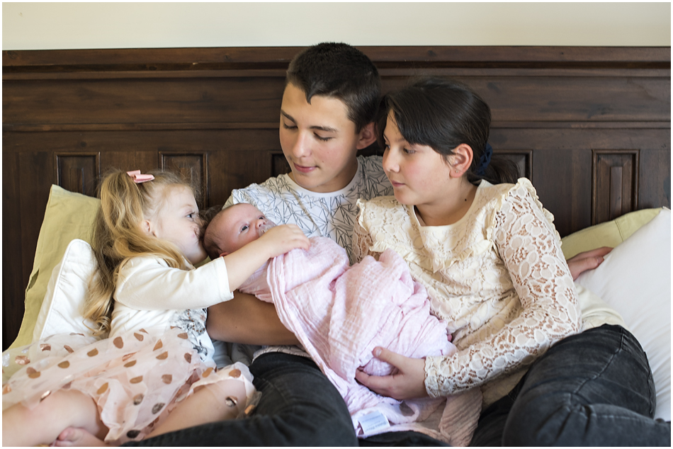 Camden Newborn Photographer, Camden Family Photographer, www.angieduncan.com.au