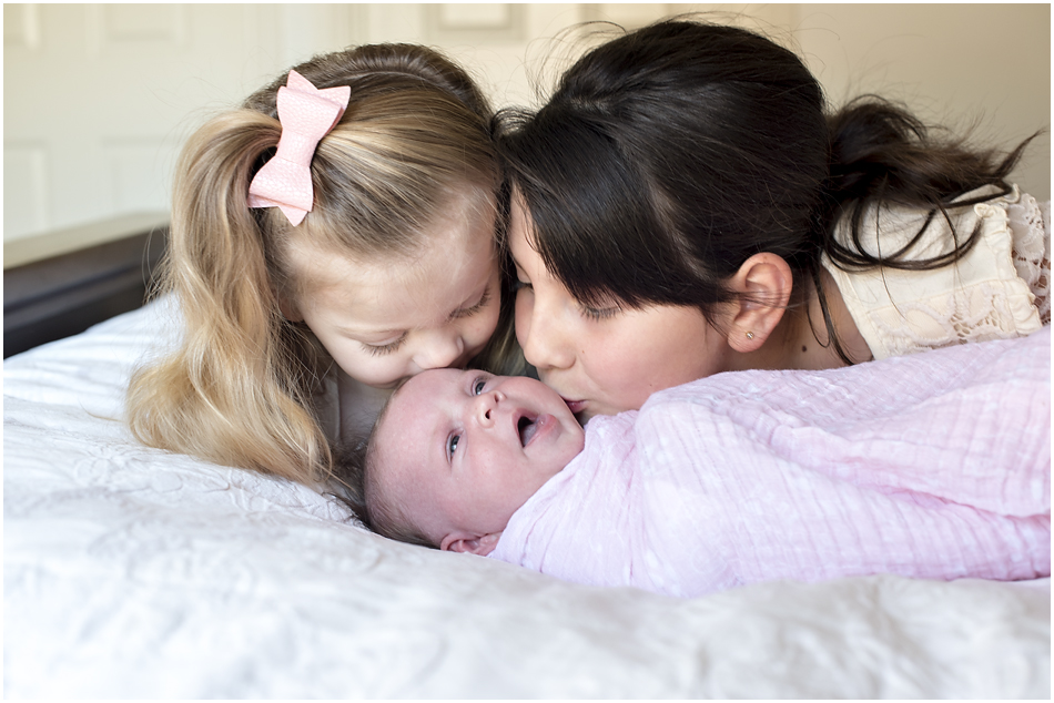 Camden Newborn Photographer, Camden Family Photographer, www.angieduncan.com.au