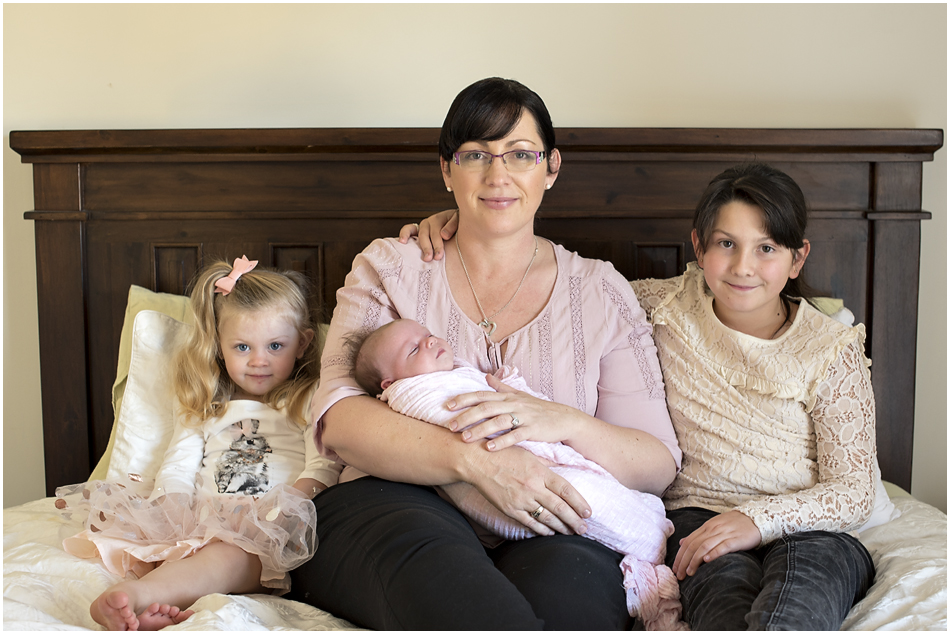 Camden Newborn Photographer, Camden Family Photographer, www.angieduncan.com.au